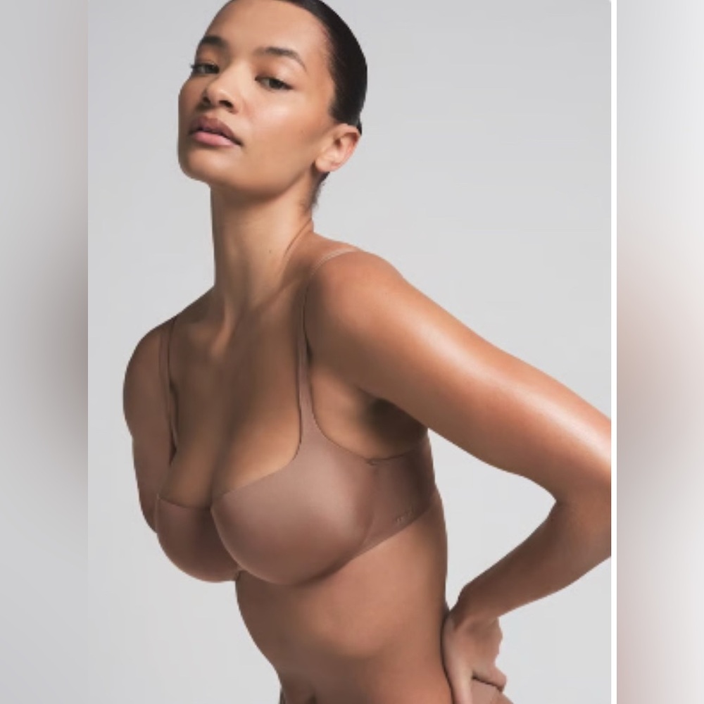 SKIMS Ultimate Balconette Push-Up Bra in Sienna